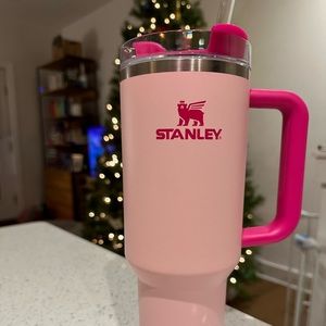 Stanley Flamingo pink